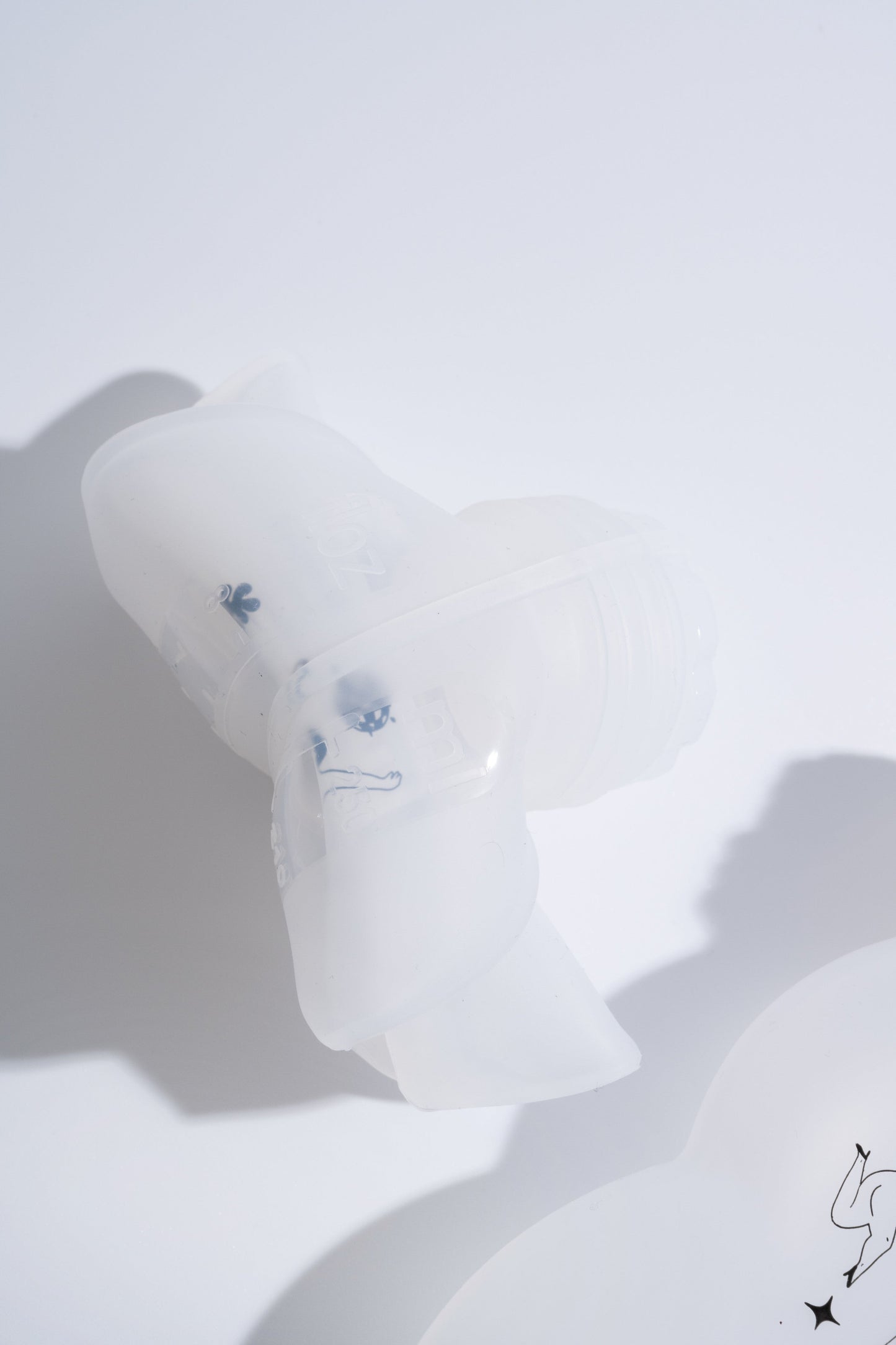 Store Easy Silicone Bottle with Nipple and Cover